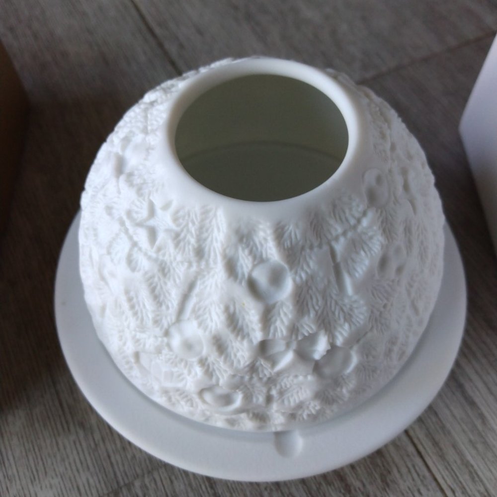 BRAND NEW-Christmas Tree-Boxed Bernardaud Lithophane Candle Votive by BERNARDAUD